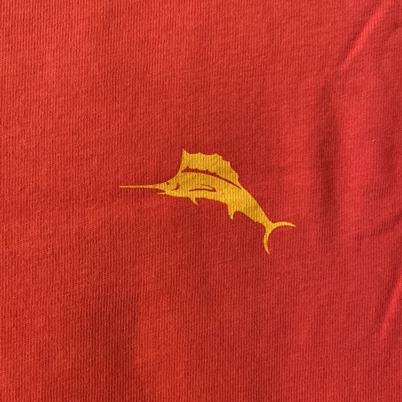 Tommy Bahama Man Shirt size L BNWOT long 30” bust 42” - Picture 2 of 9